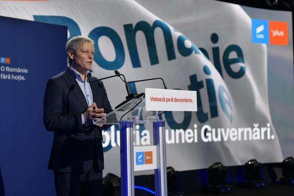 Dacian Cioloș a depus lista miniștrilor: ”Singurul mod în care noi vom putea câștiga este acel scenariu în care câștigă și românii”