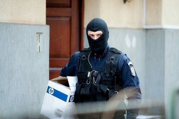 Prejudiciu de 1,2 milioane de lei din indemnizații obținute ilicit de la bugetul de stat, în contextul pandemiei de COVID-19