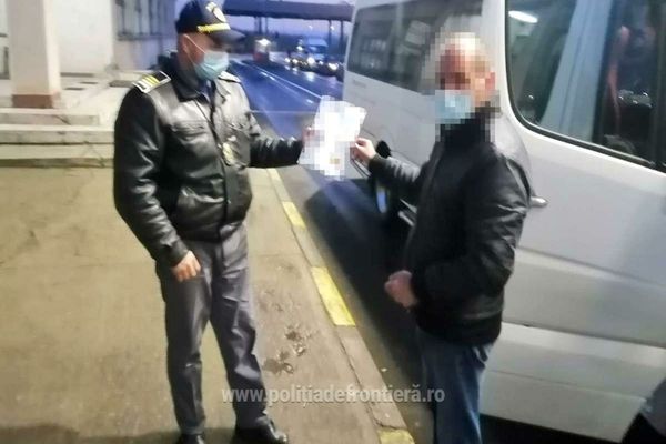 Certificat de vaccinare fals, descoperit la controlul de frontieră