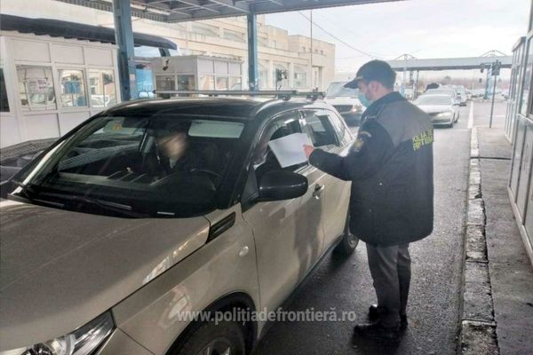 Certificate privind testarea pentru depistarea SARS-CoV-2 false, descoperite la controlul de frontieră