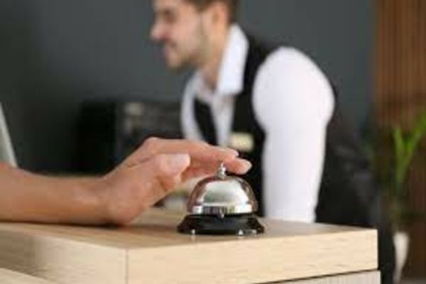 Constantin-Daniel Cadariu: „Pe data de 14 decembrie începe procedura de plată pentru beneficiarii măsurii HoReCa”