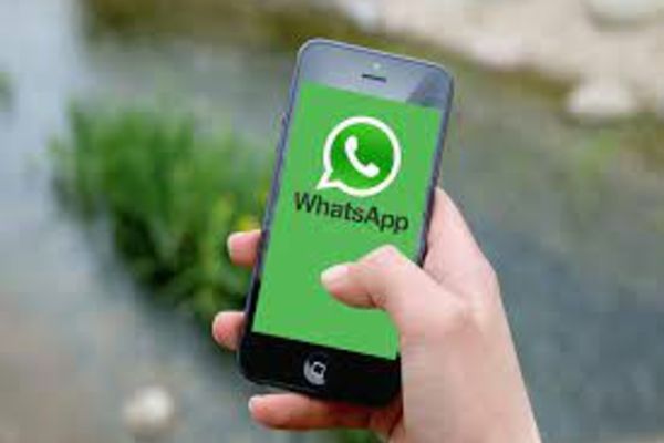 Consumatorii pot sesiza ANPC, pentru urgențe, la un număr de WhatsApp