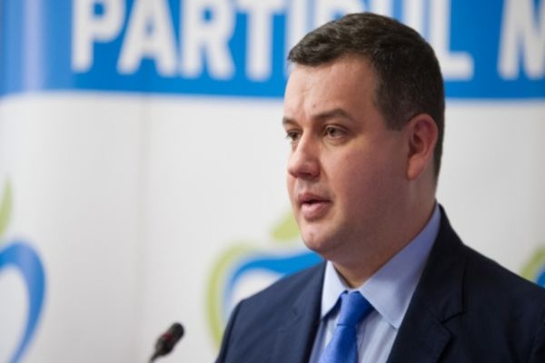 55 de lideri PMP au semnat o scrisoare prin care cer convocarea unui Congres Extraordinar și alegerea lui Eugen Tomac președinte