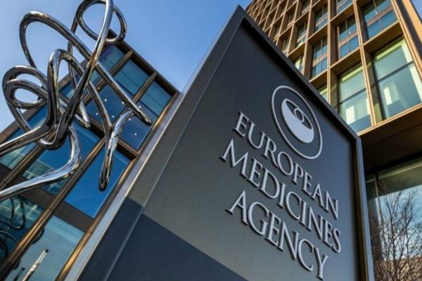 Agenția Europeană a Medicamentului recomandă autorizarea tratamentului preventiv pentru Covid
