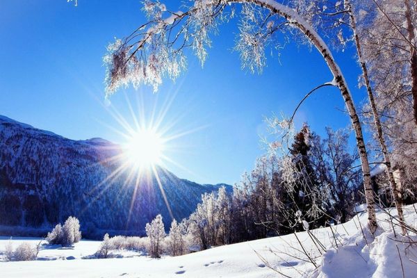 Temperaturi peste limitele normale pentru această lună a anului, astăzi