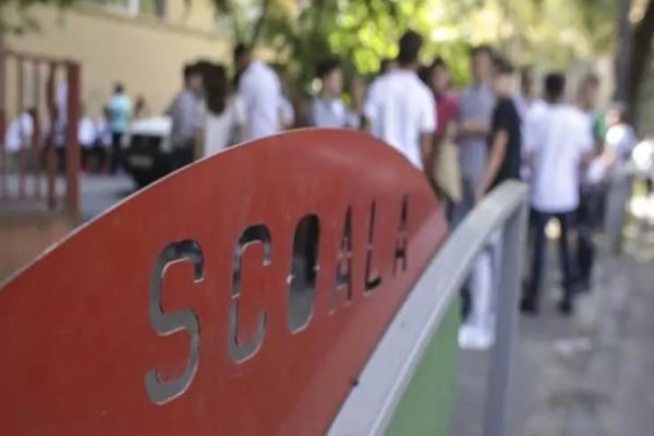 Structura anului școlar 2022-2023. Programarea cursurilor și a vacanțelor, publicată în Monitorul Oficial