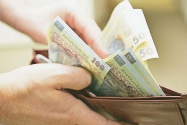 Cresc salariile bugetarilor din România - Ministerul Muncii propune majorări