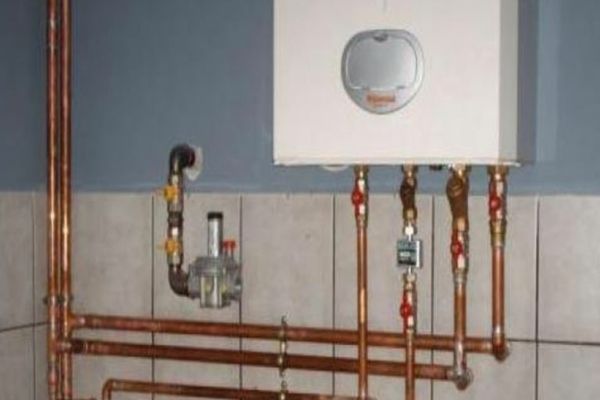 Veste URIAȘĂ pentru românii cu centrale termice individuale. Ce mesaj le-a transmis ministrul Virgil Popescu