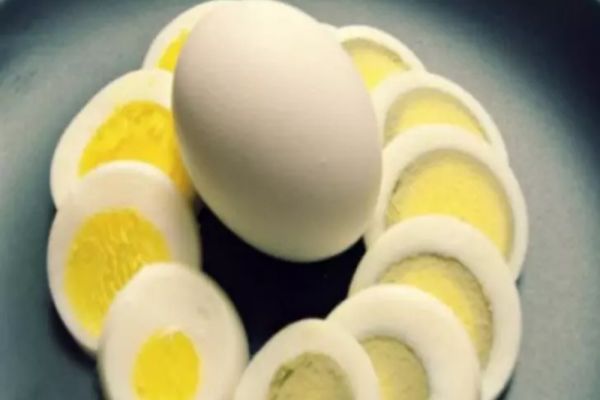 Motivul pentru care astăzi trebuie să mănânci neaparat un ou