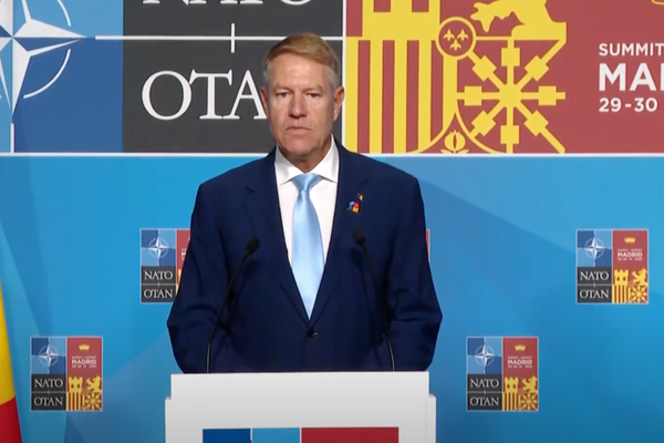 Klaus Iohannis: „Războiul nu ar trebui să ne abată atenția de la schimbările climatice”
