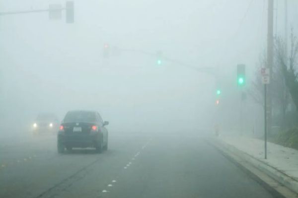 Cod galben de ceață densă în mai multe județe