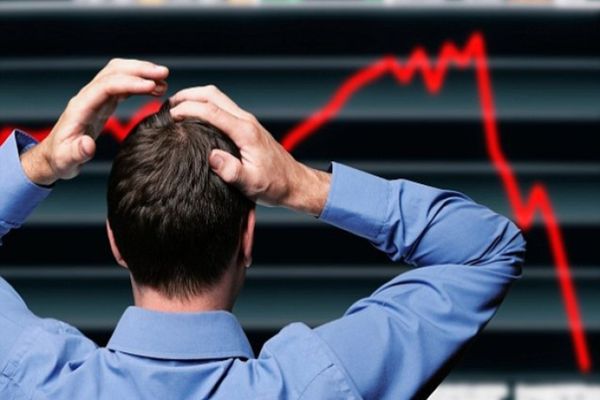 Apar primele semne ale recesiunii - O mare economie a Europei s-a contractat în mod neașteptat în trimestrul patru