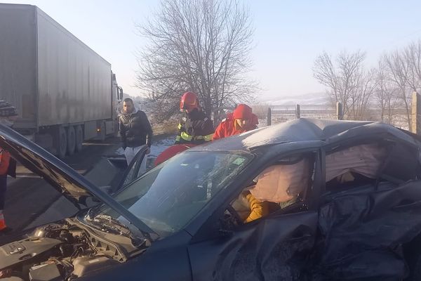 ACCIDENT cu victime multiple în județul Vaslui! Printre ele, un copilaș de 6 luni