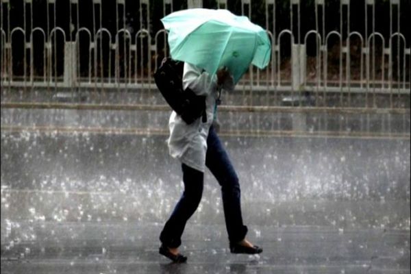 Vreme instabilă astăzi. Unde va ploua