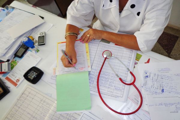 CNAS anunță modificări importante ale asigurării pentru concedii medicale şi indemnizaţii 