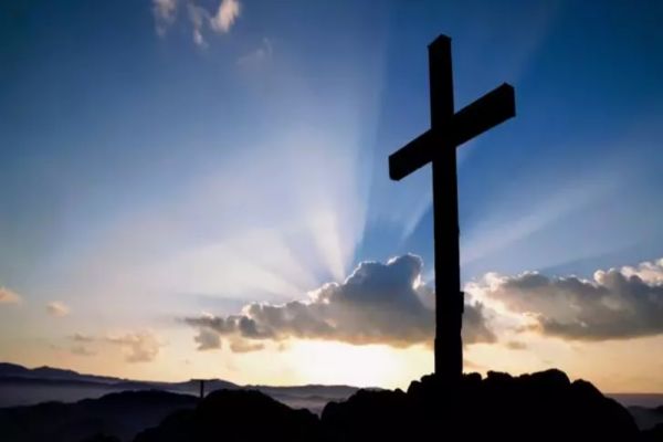 Sărbătoare 12 iunie - Astăzi începe postul - Ce sfinți sunt pomeniți în calendarul ortodox