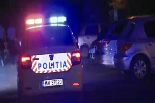 Bătaie pe străzile Vasluiului în toiul nopții. Un tânăr a ajuns la spital, altul în arest