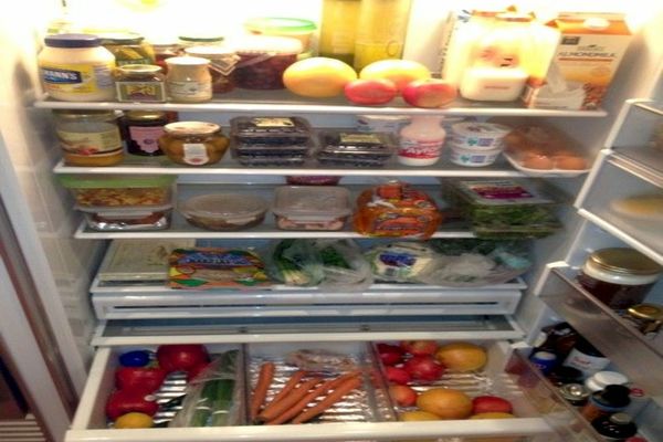 Cât timp putem păstra alimentele în frigider pentru a evita intoxicaţiile