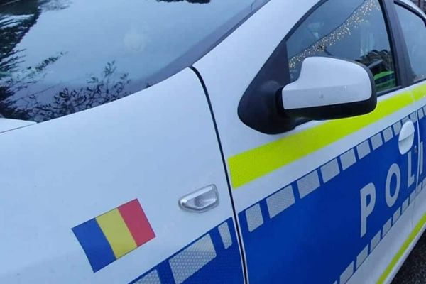 Un bărbat din Zorleni a încercat să păcălească polițiștii cu un permis de conducere fals