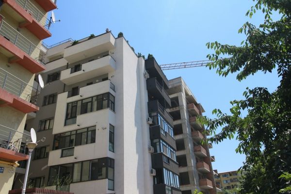 Un cunoscut economist lansează un pronostic șocant: prețurile locuințelor vor scădea cu 50%