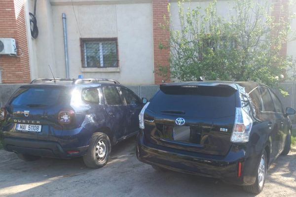 Autoturism suspectat a fi clonat, reținut la Albița