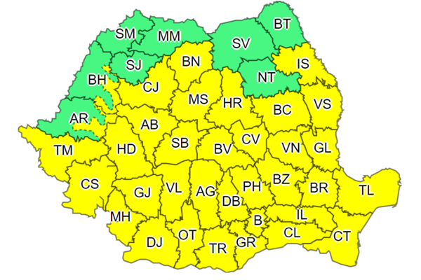 Codul Galben de furtuni extins până sâmbătă seara