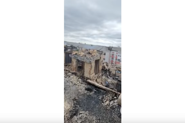 A fost stabilita cauza producerii incendiului din cauza căruia au ars acoperișurile - VIDEO