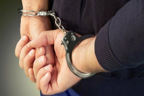 Un fost primar din Vaslui și actual candidat a fost reținut după ce a încercat să mituiască doi polițiști