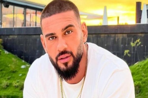 Ce note au luat vedetele la Bacalaureat. Dorian Popa, campionul de la BAC