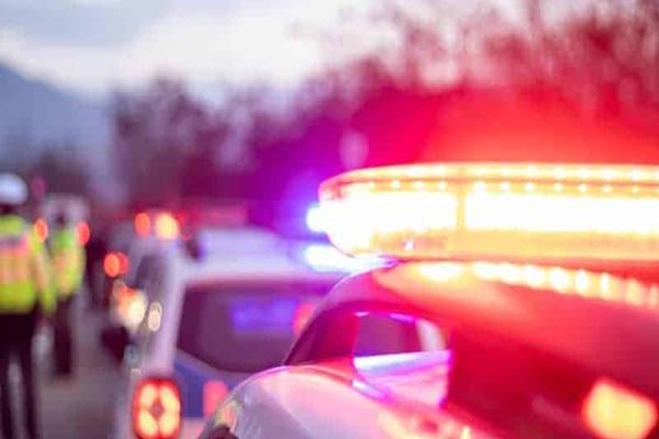 Beat la volan, un bărbat era să-și omoare soția și cei doi copii minori! Accident cumplit în județul Vaslui