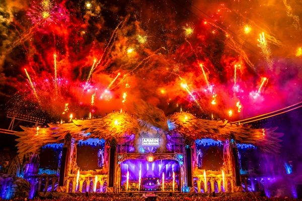 Untold oferă acces gratuit la festival elevilor cu 10 la Bacalaureat