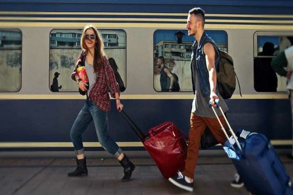 Călătorii gratuite în Europa, timp de o lună, pentru tineri! Care sunt condițiile de înscriere