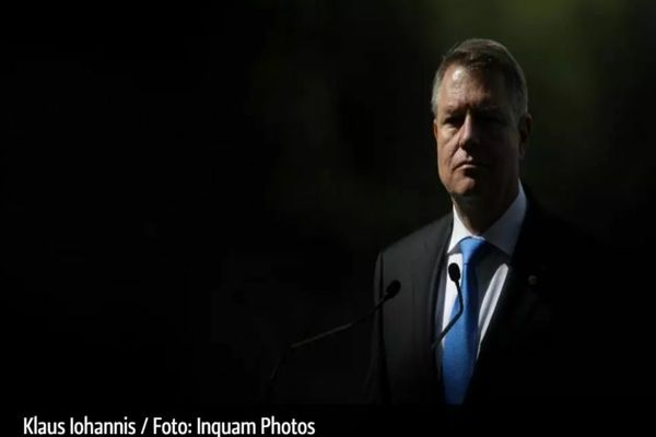 Arhivarea documentelor electronice clasificate se realizează pe sisteme informatice şi de comunicaţii securizate