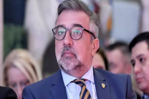 LUCIAN ROMAȘCANU: „NU VOM FI ÎN FAVOAREA PLECĂRII LUI CIOLACU DIN FRUNTEA PSD”