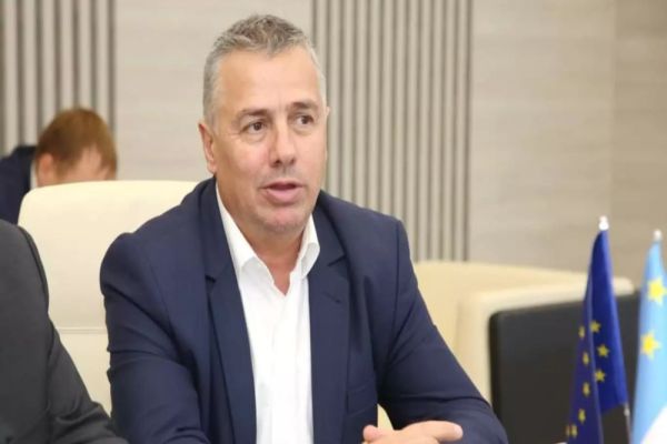 TU DECIZI. Dosar de candidat. City managerul acuzat că și-a bătut colegul de partid