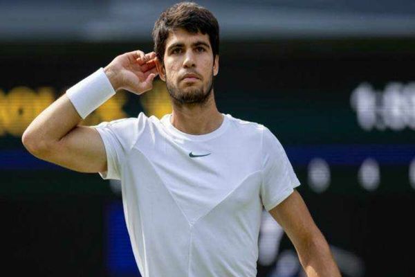 Carlos Alcaraz s-a calificat în premieră în semifinale la Australian Open