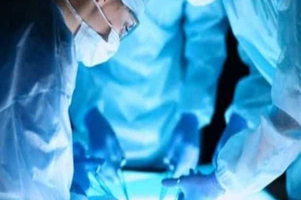 Doi medici de la Băile Felix, soț și soție, condamnați pentru luare de mită: au primit bani, alimente și alcool