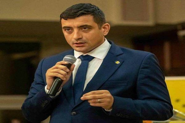 GEORGE SIMION, VIZITA IN DIASPORA: ”CEA MAI BUNĂ PARTE DIN NOI, POPULAȚIA ACTIVĂ, ESTE ÎN ITALIA, FRANȚA, SPANIA, MAREA BRITANIE”