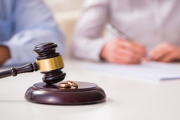 O FEMEIE DIVORȚEAZĂ DE SOȚUL EI DUPĂ 12 ANI, DIN CAUZA UNEI INTERPRETĂRI FĂCUTE DE CHATGPT PE BAZA ZAȚULUI DE CAFEA