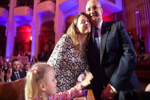 RAREȘ BOGDAN: ”NICOLAE CIUCĂ DOVEDEȘTE PE ZI CE TRECE CĂ ESTE EXACT CEEA CE TREBUIE PENTRU ACEASTĂ ȚARĂ”