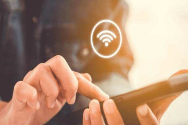 APLICAȚIE NOUĂ ÎMPOTRIVA PERICOLELOR ONLINE: UE VREA SĂ OPREASCĂ ACCESUL COPIILOR LA CONȚINUT RESTRICȚIONAT