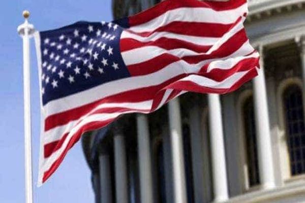 Războiul tarifelor declanșat de Trump a zguduit comerțul mondial în 2025. Incertitudinile se mută în 2026