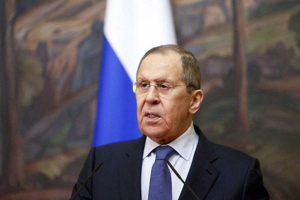 LAVROV ÎL LAUDĂ PE TRUMP ȘI AMENINȚĂ EUROPA CU UN „MARE RĂZBOI”: RUSIA NU VA CEDA TERITORIILE ANEXATE