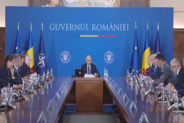 BOLOJAN ANUNȚĂ TĂIERI MASIVE: COMITETE ȘI COMISII CU SALARII URIAȘE, DESFIINȚATE