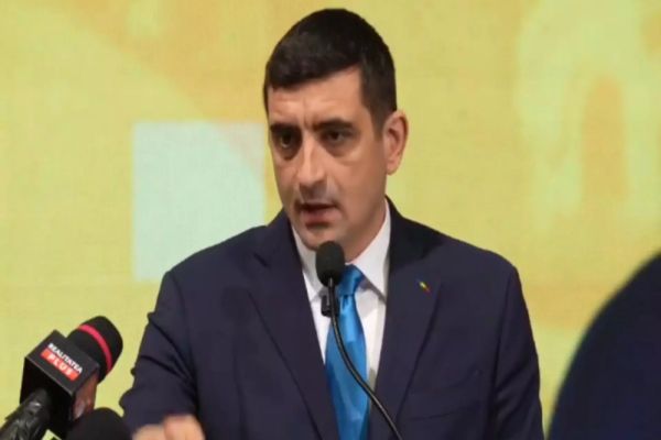 Protest uriaș, românii ies astăzi în stradă. George Simion strigă adunarea la Curtea de Argeș în sprijinul cetățenilor care nu au apă potabilă