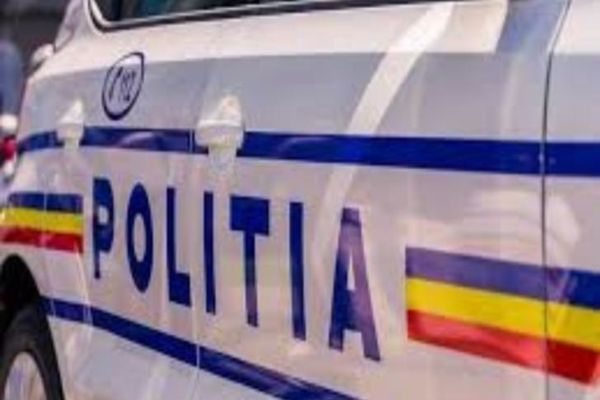 O familie cu un copil de 3 ani, atacată în trafic la Brăila. Mașina a fost lovită intenționat