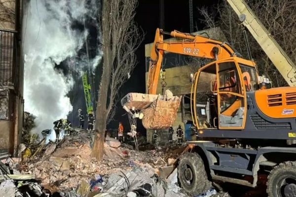 Situație critică la Odesa, după cel mai devastator atac rusesc asupra infrastructurii energetice. Orașul este paralizat, cinci oameni au murit - VIDEO