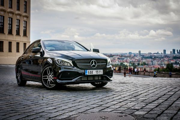 Mercedes-Benz produce în Ungaria un nou model electric. Fabrica poate ajunge la 350.000 de mașini pe an