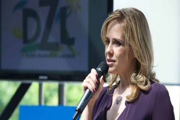 Alimentele recomandate pentru a avea un abdomen plat. Sfaturile Mihaelei Bilic