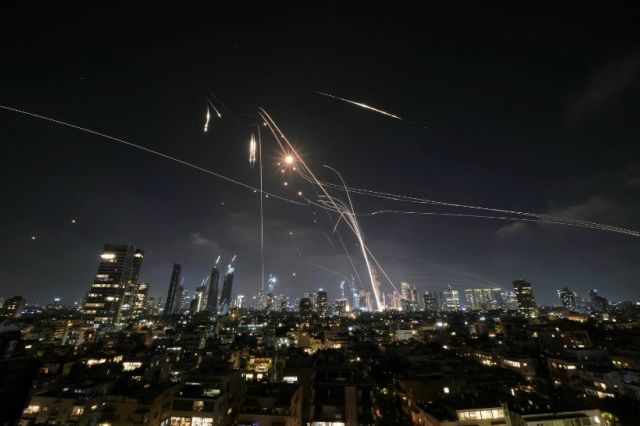 Iranul refuză negocierile cu SUA: „Putem continua războiul cât vrem”